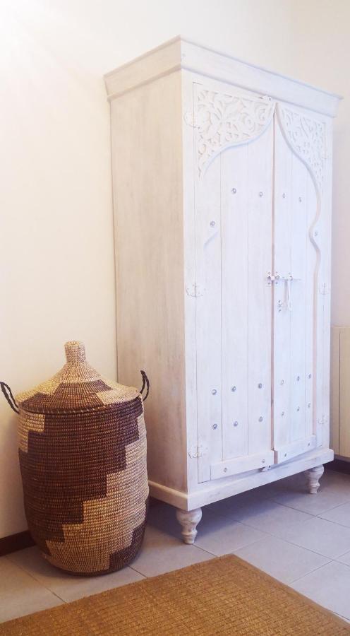 Residenza Esse Villa Angera Dış mekan fotoğraf